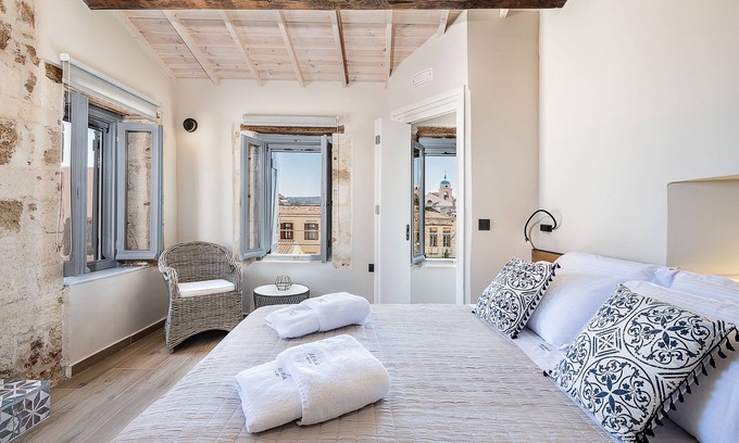 Old Town House | Aoria Estate Old Port