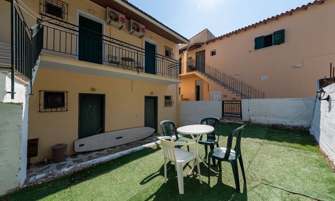 Kavos Apartment | Apartment 'Gavriil G2' with Sea View, Wi-Fi, and Air Conditioning