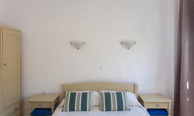 Gerani Apartment | Apartment next to the beach. 109