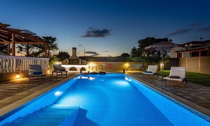 Zakynthos Villa | Appealing Family Villa, A/C, Private Pool & Garden - Quiet Area 10mins from Zakynthos Town & Tsilivi