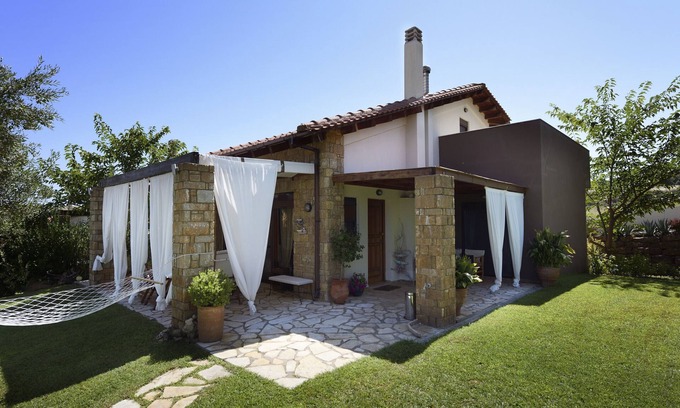 Sane Villa | BEAUTIFUL SANI VILLA