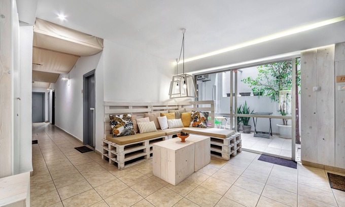 Heraklion Apartment | CITY CENTER STUDIOS H1