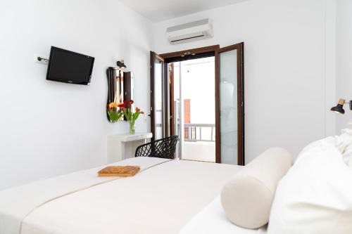 Naxos Town Apartment | Depis Place and Apartments