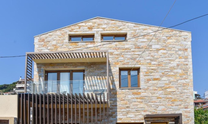 Skiathos Apartment | Ektor's Villa, Skiathos, Greece, free parking, free Wifi
