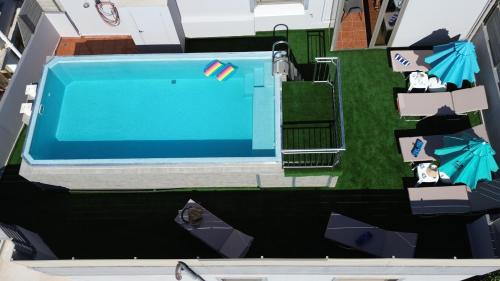 Chania Town Apartment | Elegant 2BR Apt Rooftop Pool & Walk to Old Town