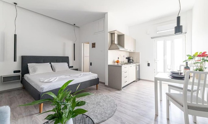 Heraklion Apartment | Elegant Fully Equipped Apartment near City Centre