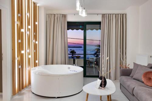 Nea Chora Apartment | Elia Beach Deluxe Apartment