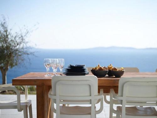 Faros Armenistis Villa | Exquisite Mykonos Villa Villa Ammos 4 Bedroom Private Pool Sea View Houlakia