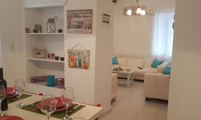 Glinado House | Gala Home Traditional house