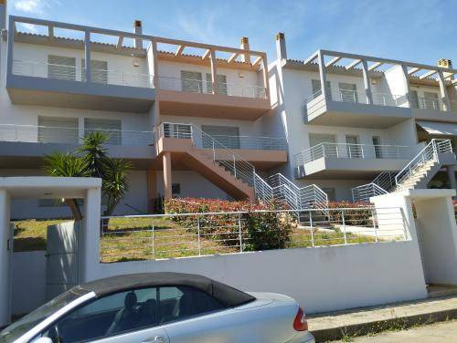 Melissi House | 180 m² House ∙ 1 bedroom ∙ 9 guests