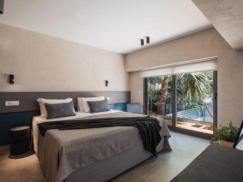 Old Town Apartment | Grand Residences