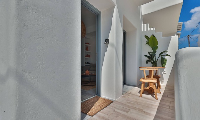 Agios Prokopios Apartment | Hestia, Agio Prokopios Beach Apartment