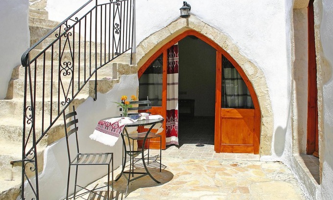 Apokoronas House | Holiday home at the foot of the White Mountains