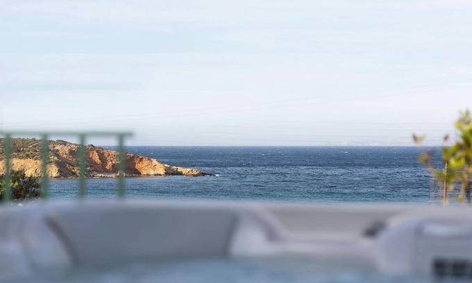 Naxos House | Holiday Home 'Nymph Stone House with Hot Tub' with Sea View, Wi-Fi and Air Conditioning