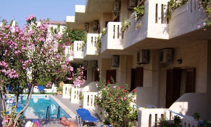 Platanes House | Hotel Elida