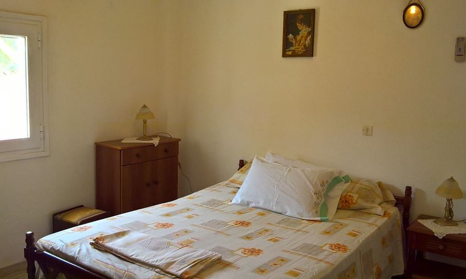 Pilalimata House | House in the village 5min walk from the beach.