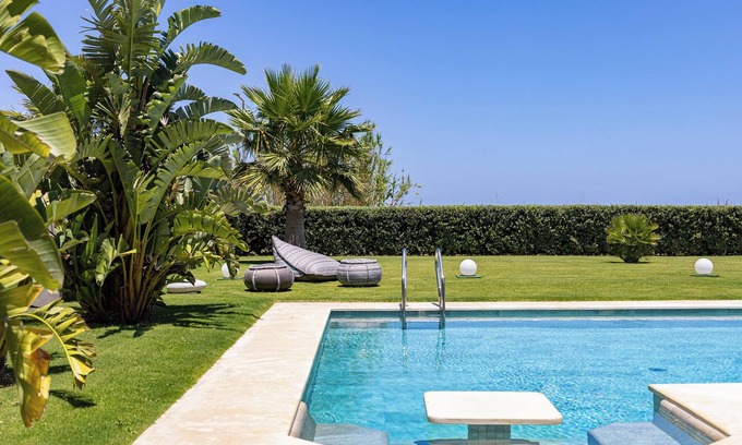 Katochori Villa | Iniada Villa I- A few meters away from sandy beach