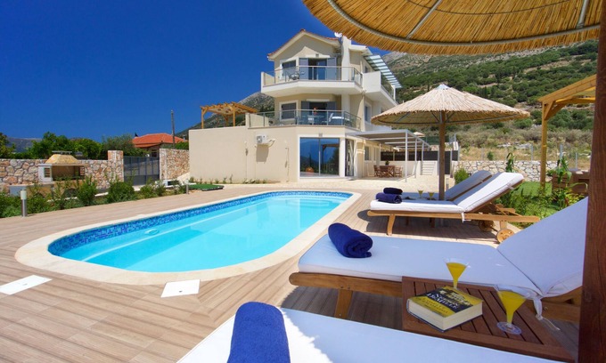 Aetos Villa | ๐efalonia ๐orizon ๐illa 2- Amazing sea & mountain view w/private heated pool