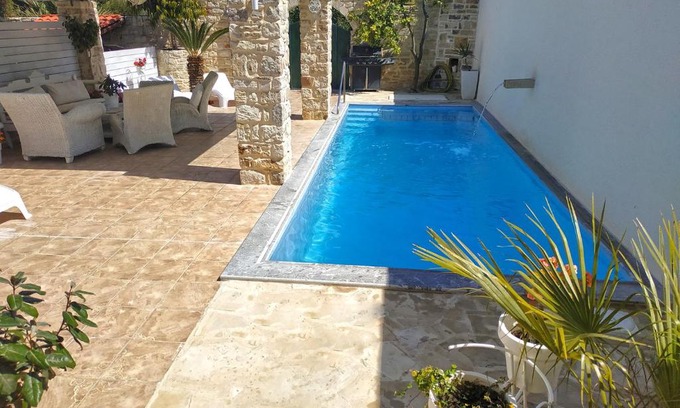 Sivas Apartment | Lakoudia
