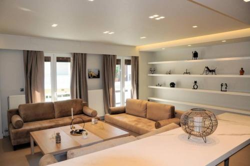 Thissio Apartment | Luxurious apartment in Acropolis