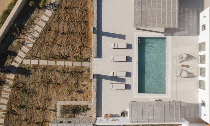 Santa Maria Villa | Luxury Villas with beautiful pool view! Family-sized with a 7,000 sqm garden!