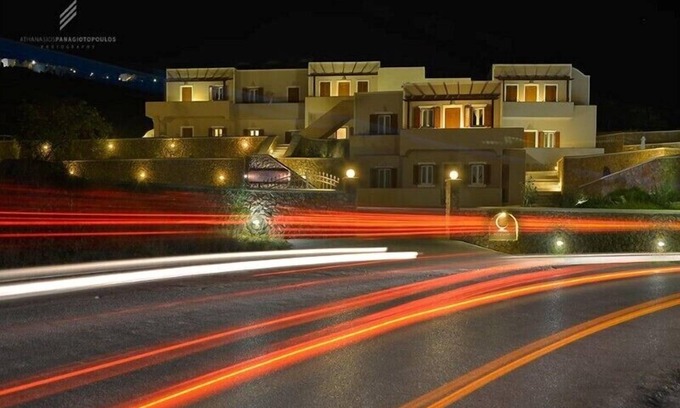 Fira Apartment | Moonlight Apartments: apartment