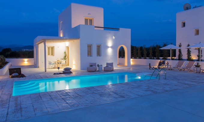 Naxos Town Villa | Naxian Lounge Villas | Villa II with private pool