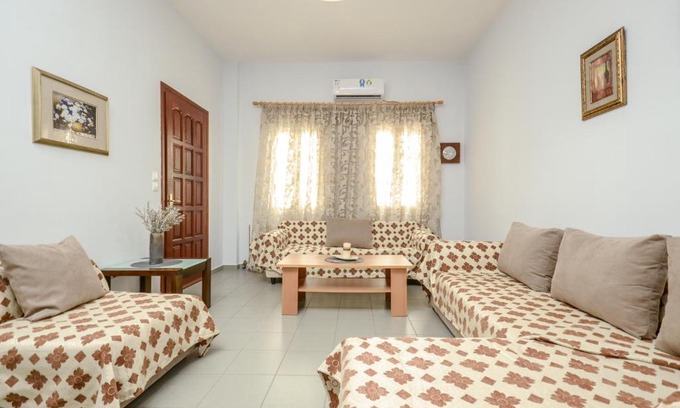 Naxos Town Apartment | NAXOS HOUSE