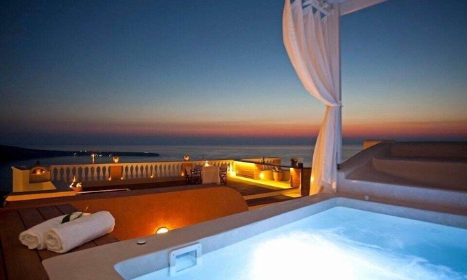 Oia Villa | Oia Mansion Sunset Views Jacuzzi 4 Bedrooms