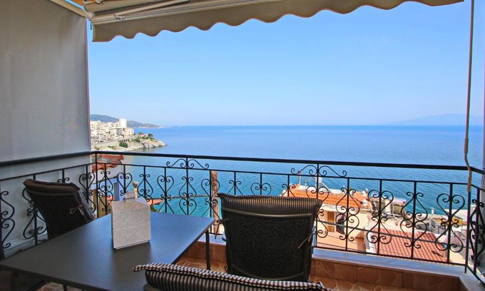 Kavala Apartment | Old town luxury suite