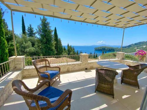 Petaleia House | Paleopetres K-Eight - Premium Suite - Kalami -