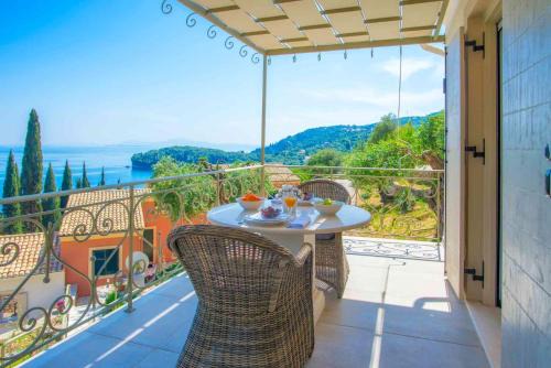 Petaleia House | Paleopetres K-Seven - Premium Suite - Kalami -