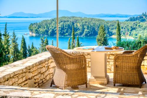 Petaleia House | Paleopetres K-Six - Premium Suite - Kalami -