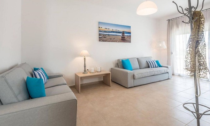 Gennadi House | Ravishing Holiday Home in Gennadi with Shared Swimming Pool