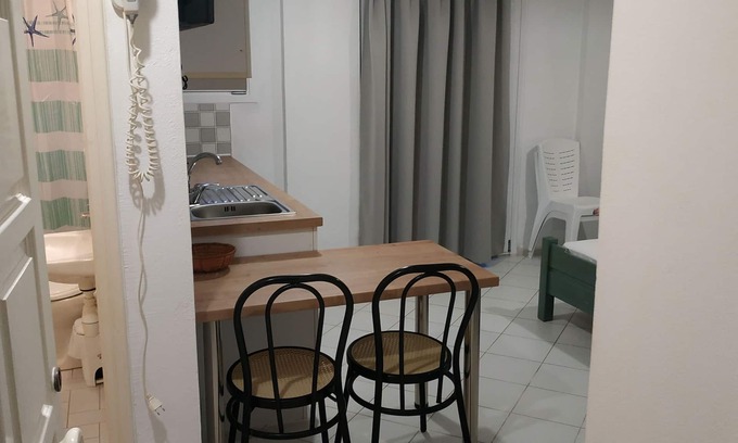 Agia Pelagia Apartment | Renia Studios Economy studio ground floor