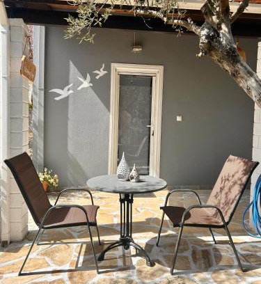 Kefalas House | Rosemary room