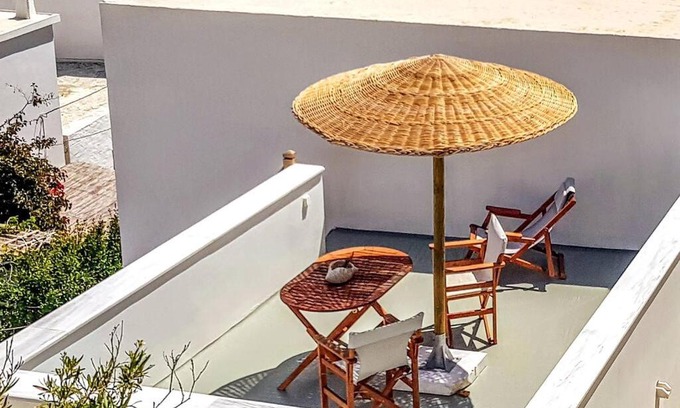Panormos Apartment | Sea-View Rooftop Terrace Studio