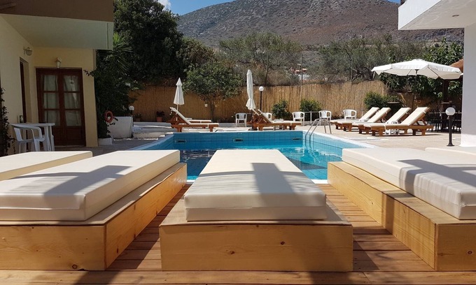 Koutouloufari Hotel | Sirocco Apartments