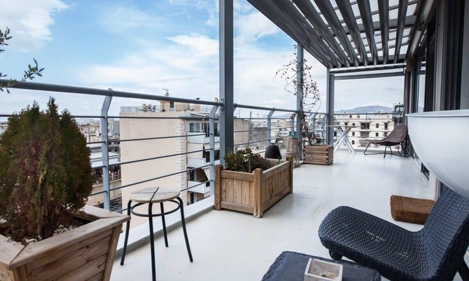 Gazi Apartment | Sky High Luxury 360 Athens Views with Private Gym