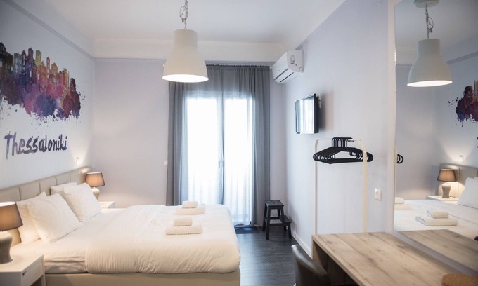 Thessaloniki City Centre Apartment | Studio Nephele by QR booking