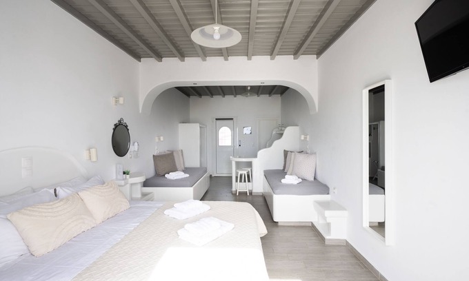 Agios Stefanos House | Superior Family Room