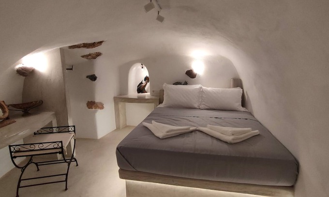 Emporio Apartment | The Commander's Cave