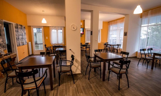 Kalambaka Hostel | The Holy Rock - Hostel at meteora