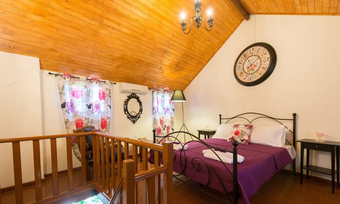 Rhodes Old Town House | The Neighborhood- Maisonette 1