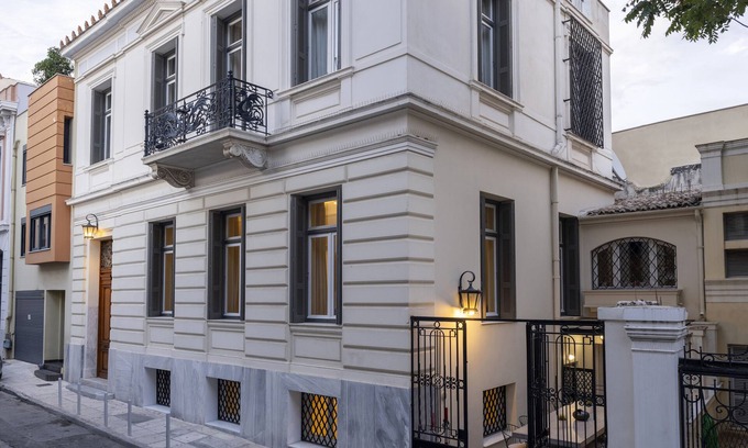 Makrigianni House | “The White House Plaka” Historical Mansion by JJ Hospitality