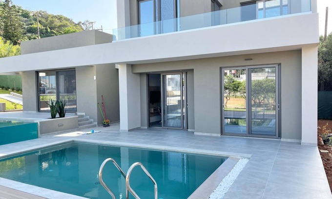 Platanias Town Apartment | Twins Apartments