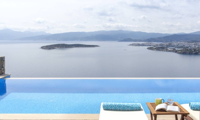 Agios Nikolaos Apartment | Unique & stunning property for 2. Large private infinity pool. Stunning position