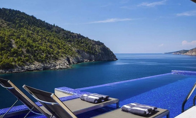Frourion Villa | Villa ∙ 1 bedroom ∙ 4 guests