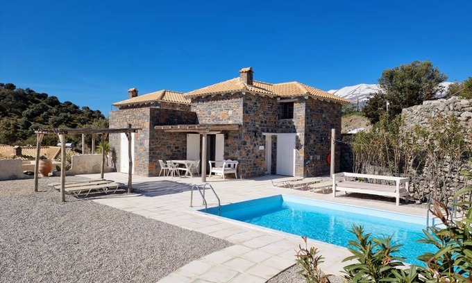 Vizari Villa | Villa ∙ 2 bedrooms ∙ 6 guests