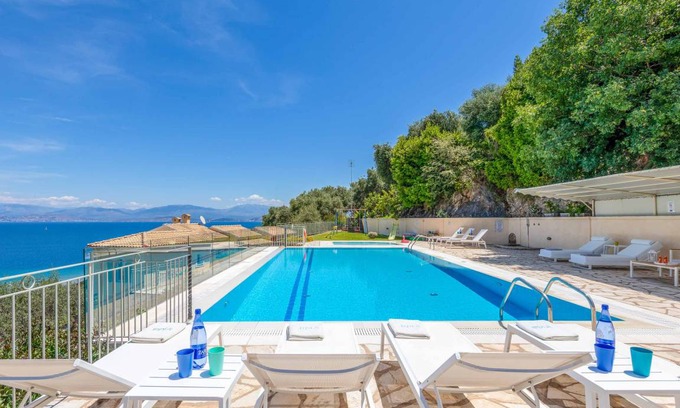 Apraos Villa | Villa ∙ 6 bedrooms ∙ 14 guests
